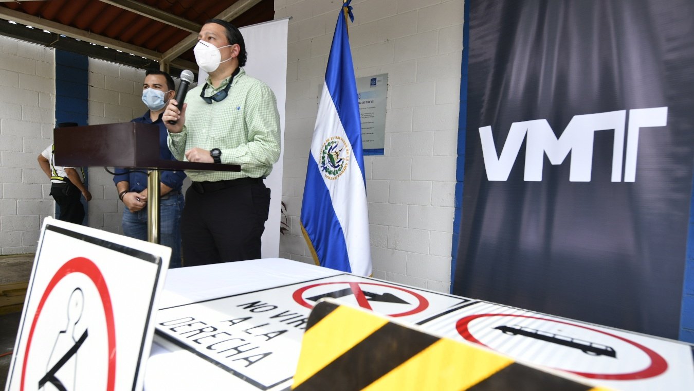 VMT lanza plan de mejoramiento en la señalización del occidente del país vmt-lanza-plan-de-mejoramiento-en-la-senalizacion-del-occidente-del-pais